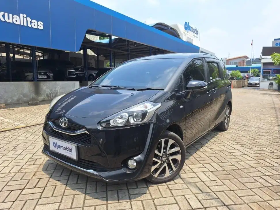 LOW DP Toyota Sienta 1.5 V Welcab Bensin-AT 2021 BGY