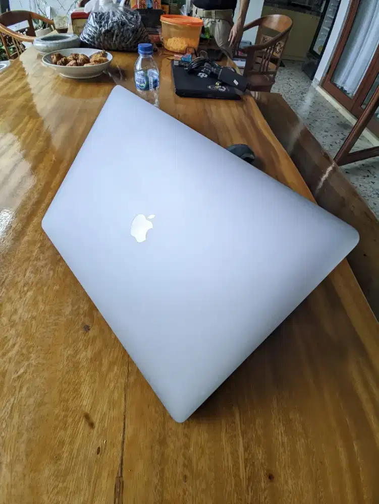 Macbook pro retina 15 2017 Toucbar mulus