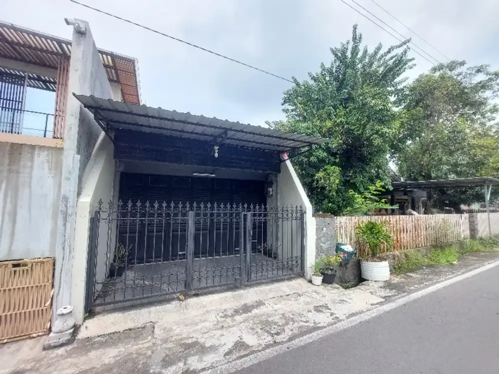 rumah siap huni lokasi komersial nusukan tengah kota solo