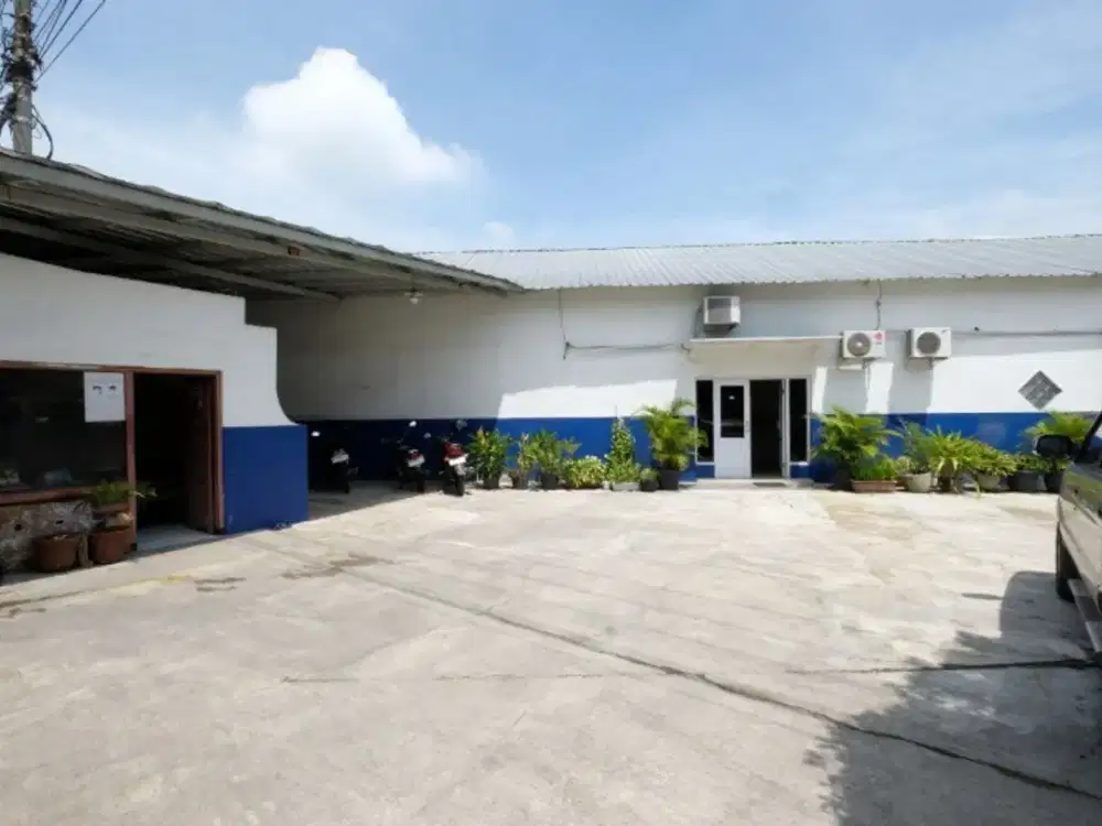 gudang bekas pabrik mebel akses jalanraya jetis dekat solobaru