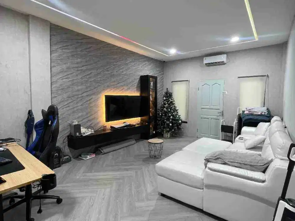 Dijual Murah Ruko 4 lantai di Jelambar Jakarta Barat