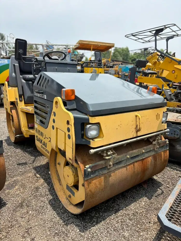 Tandem Roller Sakai TW352-1. Kap 3-4 Ton. Ex Japan