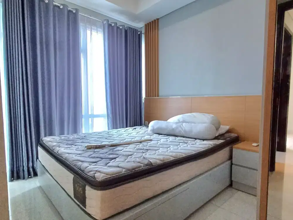 Disewakan Apartemen Puri Mansion Tipe 2 Kamar Tidur Furnish Cakep Harga Termurah 57 Juta/Thn Semi Private Lift