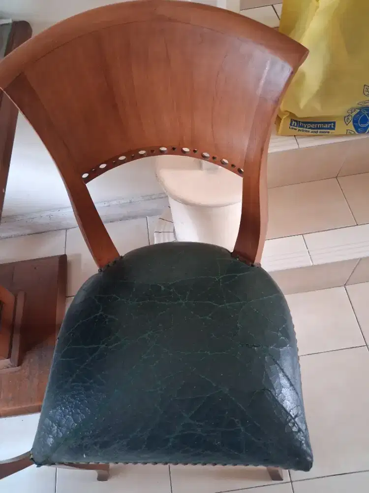 Jual cepat dan murah meja makan kayu jati kursi 6 pcs