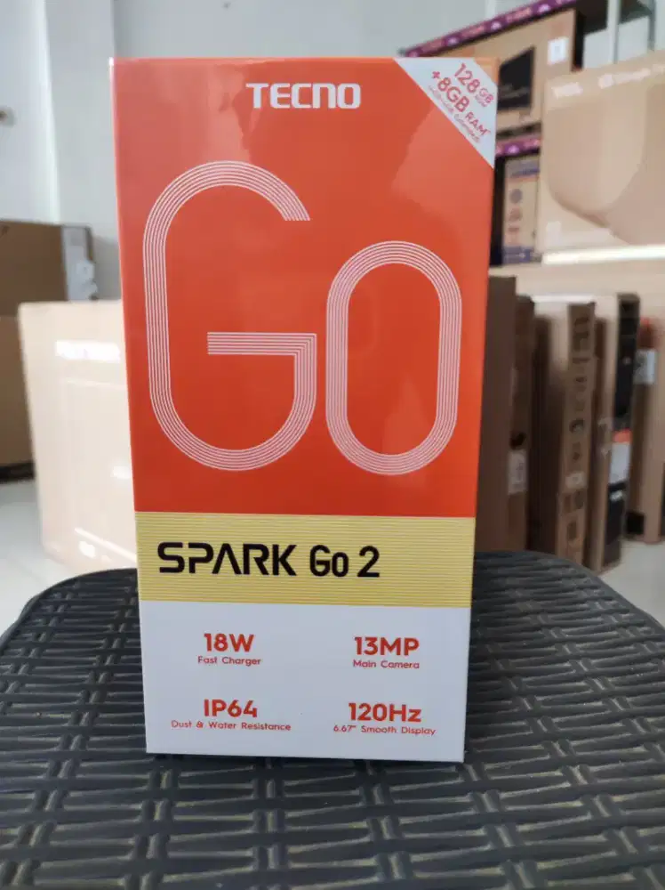 Tecno spark Go 2 4/128 gb