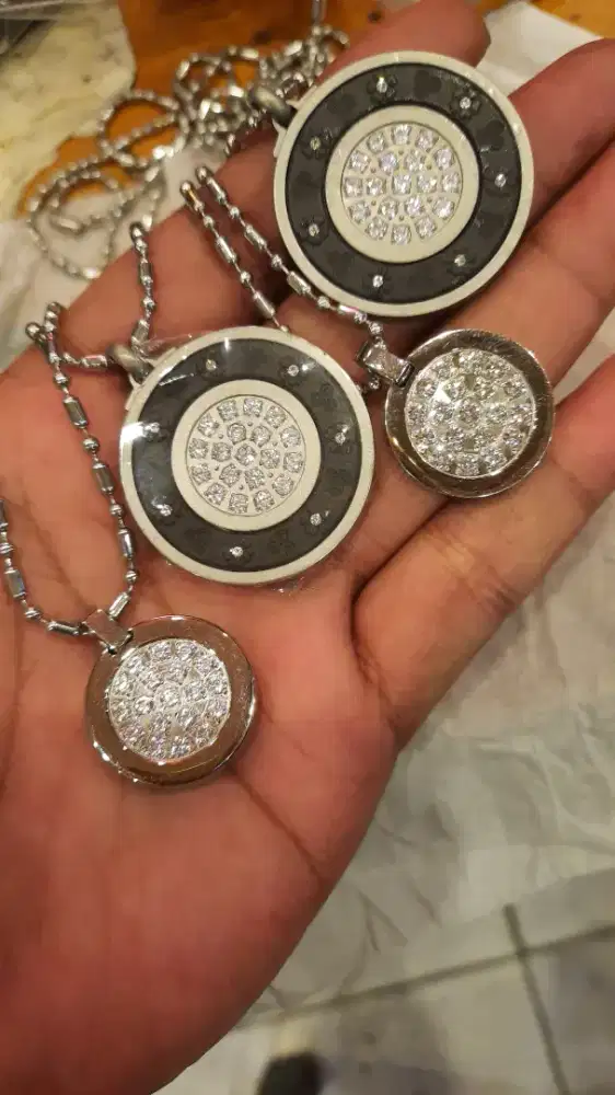 Kalung MC Love secret bio G