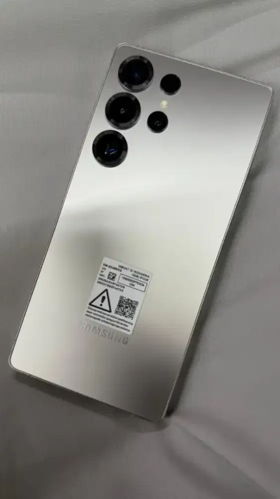 S25 Ultra 512 GB (pembelian oktober)