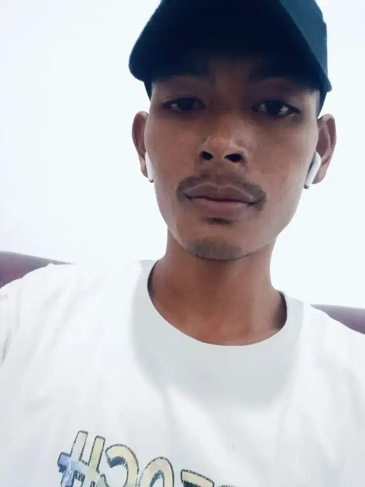 Cari pekerjaan apa aja yg penting halal