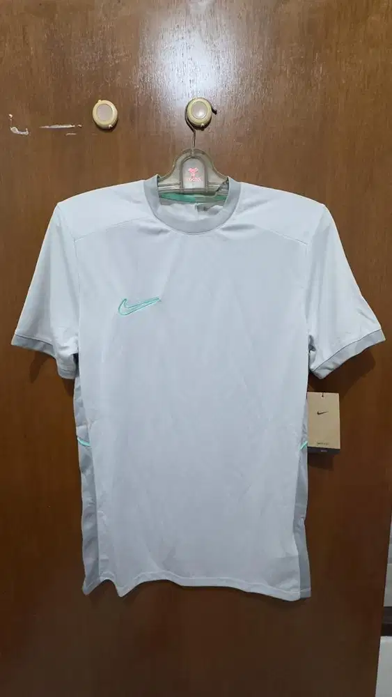 baju sepak bola / futsal nike