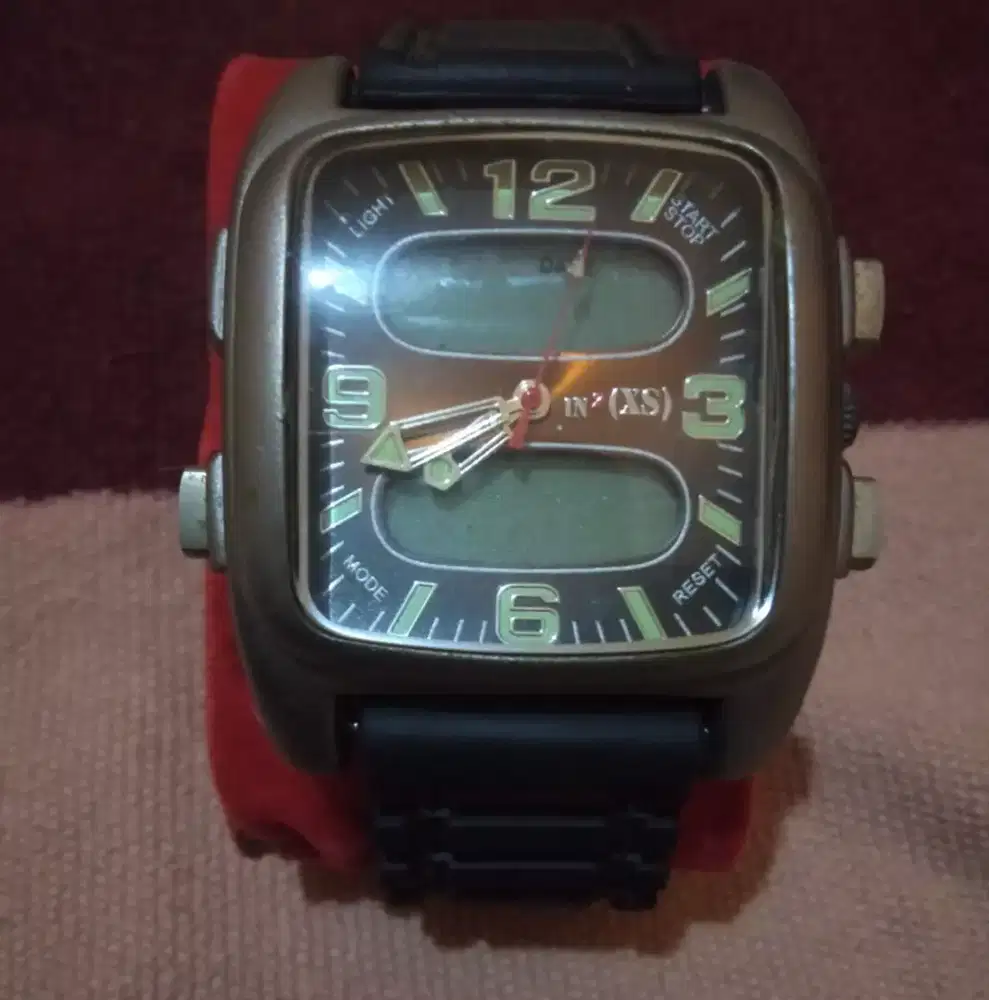 Jam Tangan klasik
