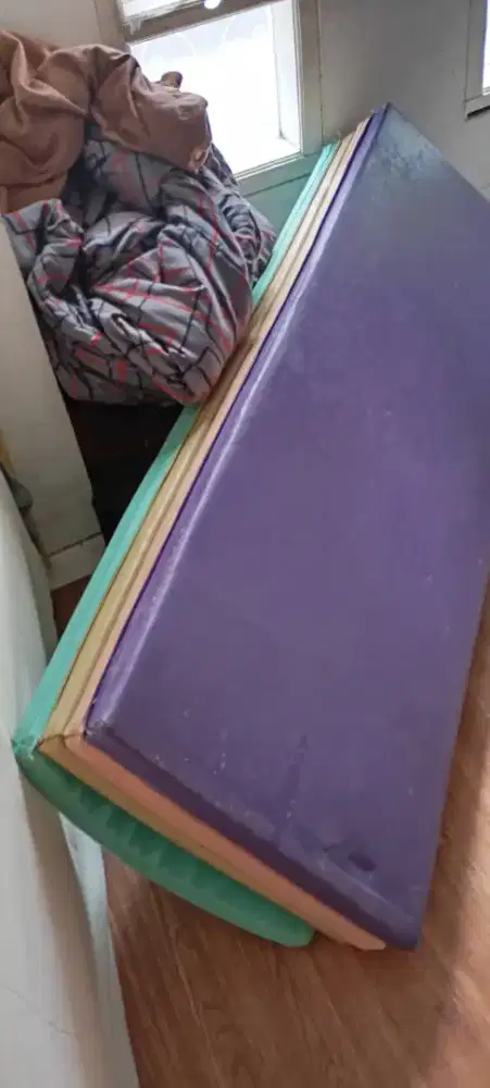 Playmat Matras lipat bayi lipat bahan kulit sintetis