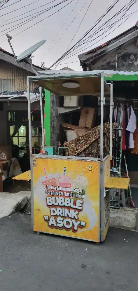 Booth lipat alumunium