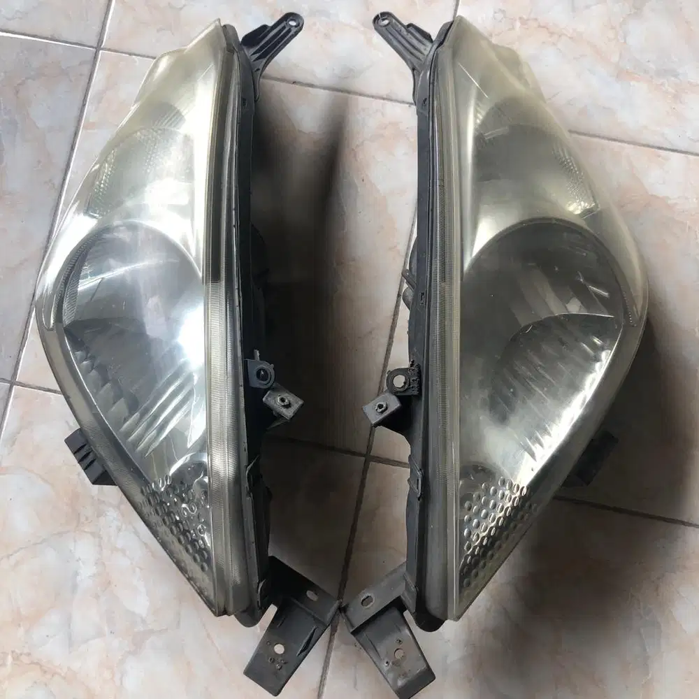 Headlamp innova 2008 copotan