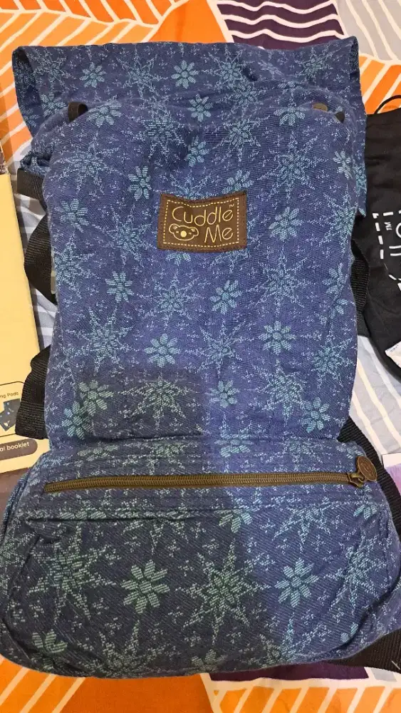 Gendongan Cuddle me WCSSC hipseat