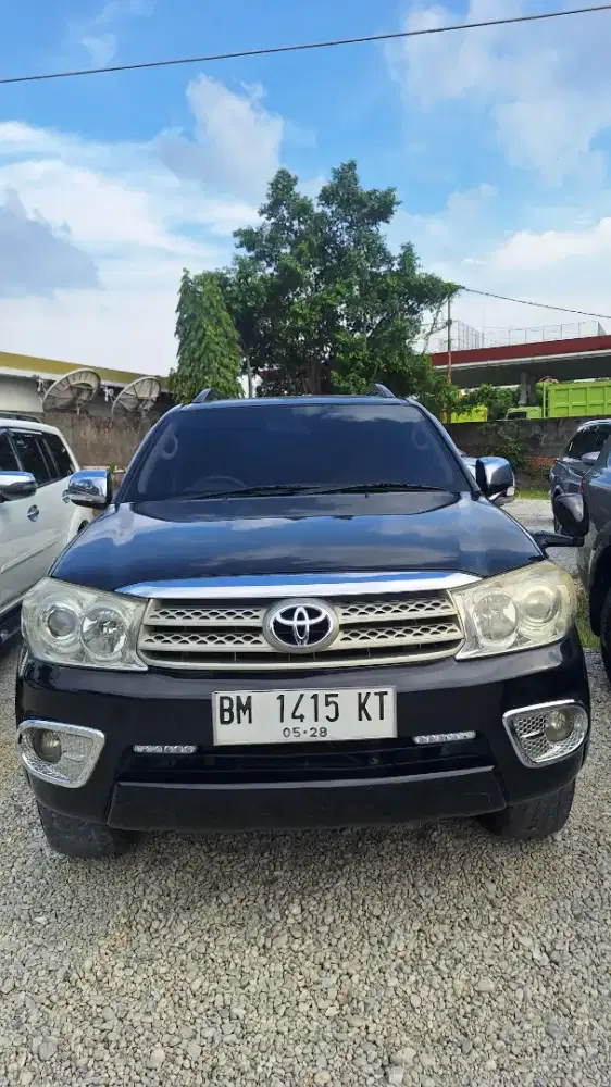 Fortuner 2.7 G bensin matic
