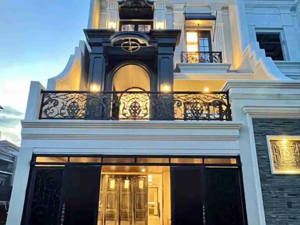 Jual rumah private pool di jagakarsa Jakarta selatan