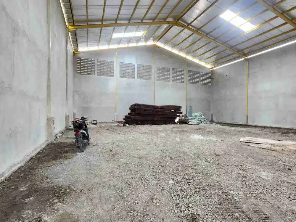 Gudang baru di sewakan luas 800m2 murah