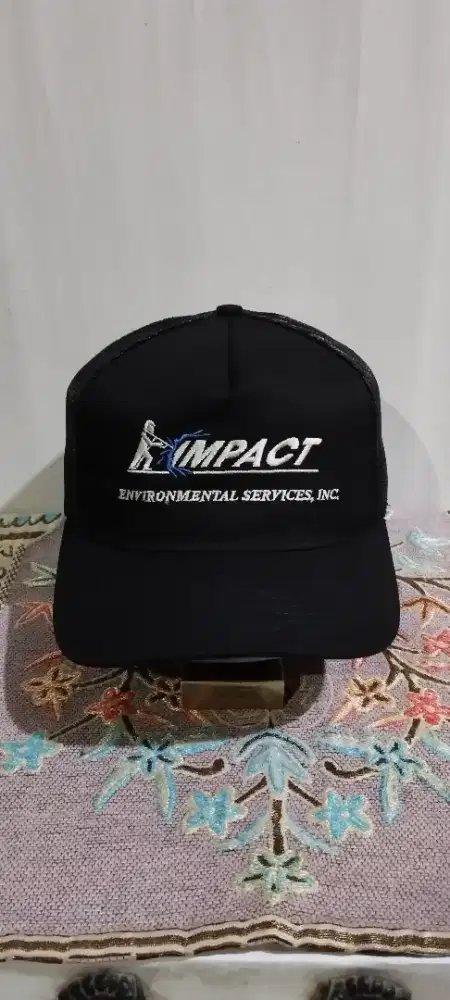 Trucker cap Graffiti 
IMPACT
Made in USA 
All size
Full tag