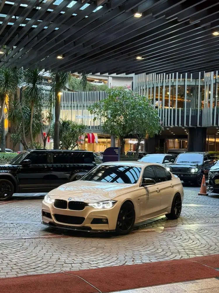 BMW F30 LUXURY BMW 2015 White Putih BMW 2016 BMW 2014 Jual Cepet Bu