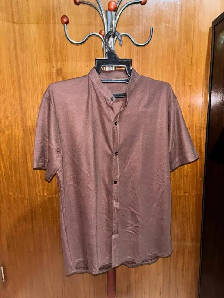 Kemeja pria lengan pendek coklat