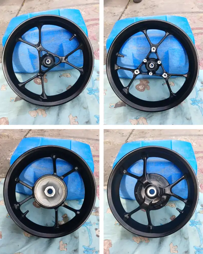 Velg aerox new (seperti baru,turun dealer lsg lepas)
