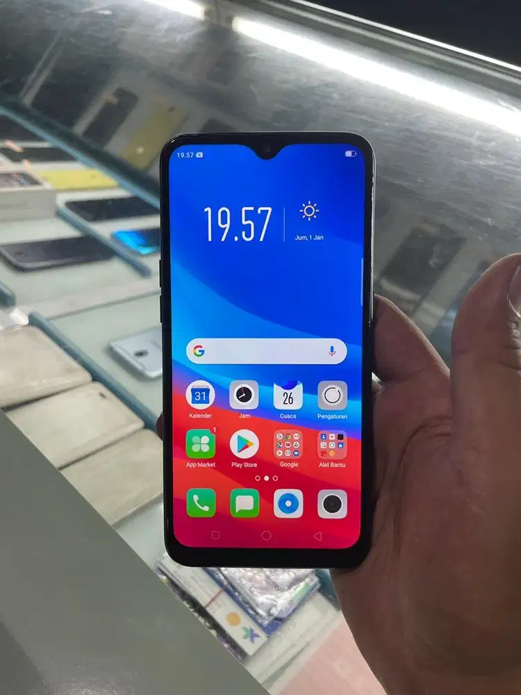 Oppo A7 4G 4/64GB Second Ex Resmi Original Normal Pemakaian