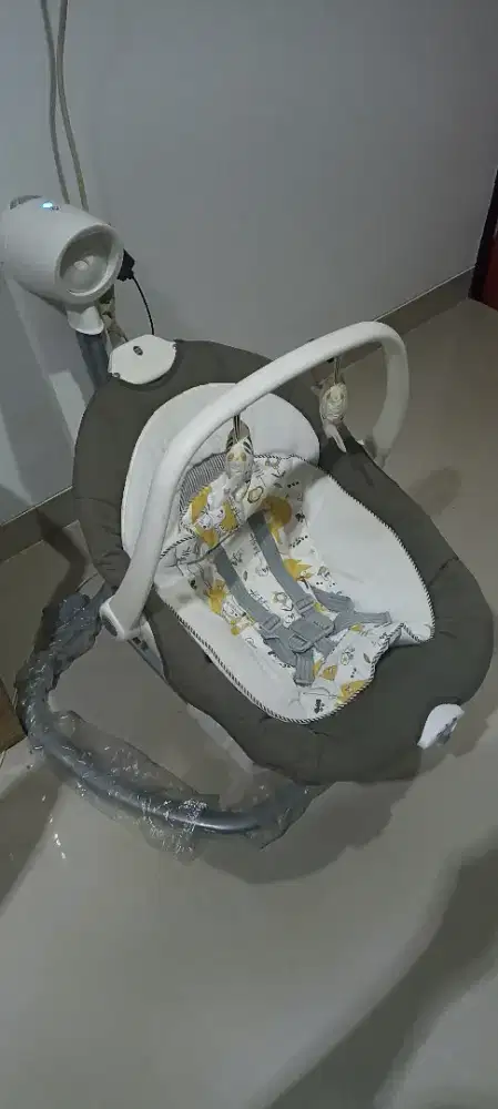 Joie Baby Bouncer (Ayunan Elektrik)
