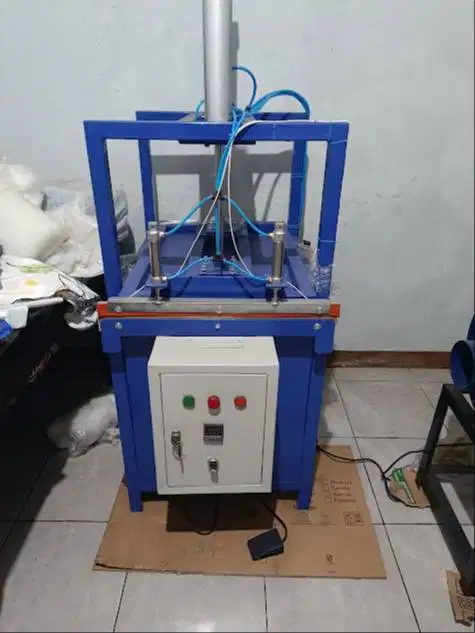 Mesin Press Kompresor