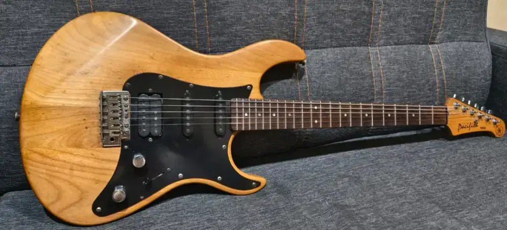 Gitar Yamaha Pacifica 112XJ Natural