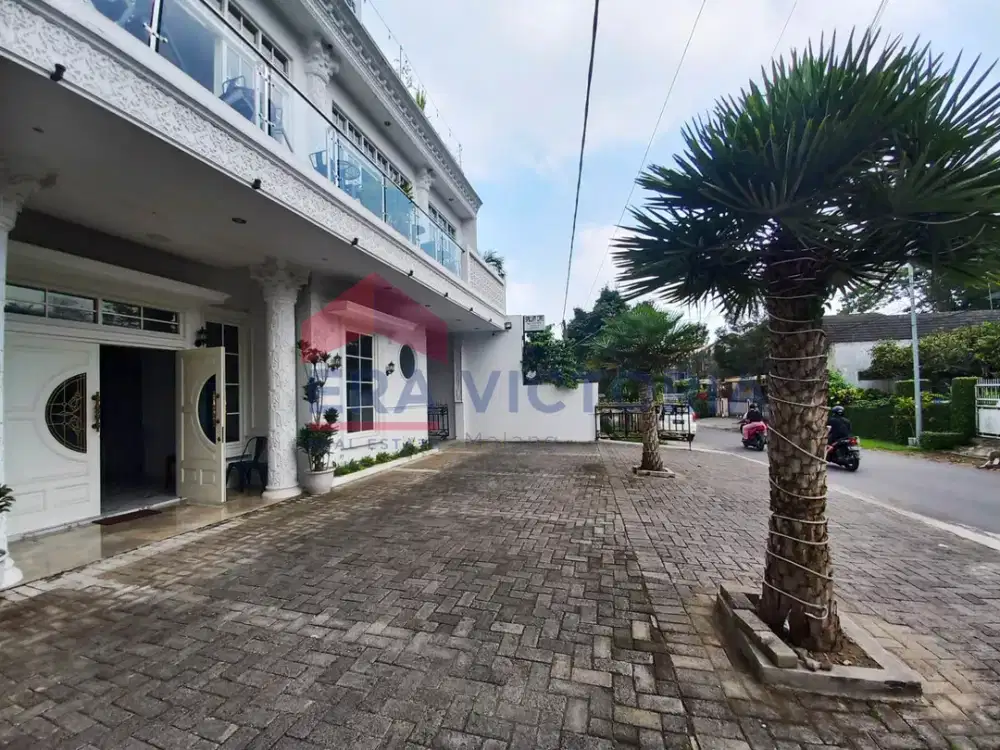 DIJUAL Villa Kawasan Ngaglik Dekat Wiasata Batu, RS Karsa Husada Batu