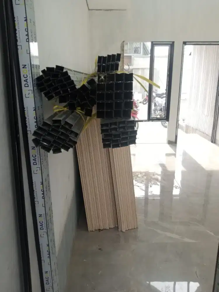 Matrial bangunan untuk dekor rumah plafon gypsum dan pvc siap pasang