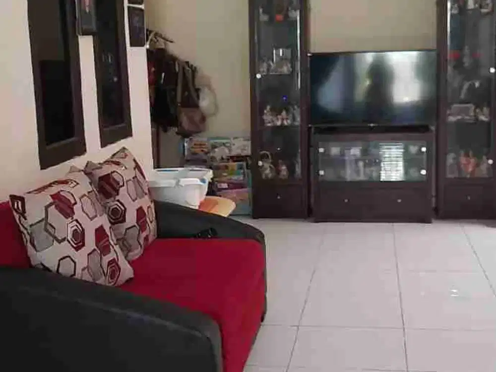 Dijual Cepat Rumah 1 Lantai Lokasi Strategis di Harapan Indah Kota Bekasi