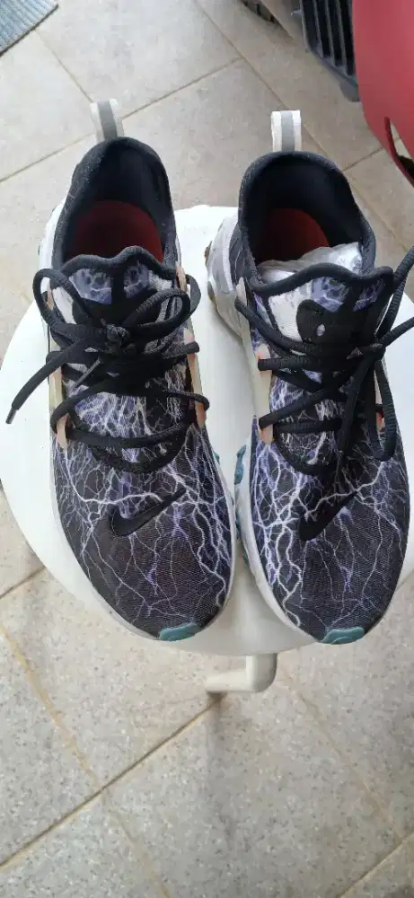 Sepatu Nike bekas /NEGO