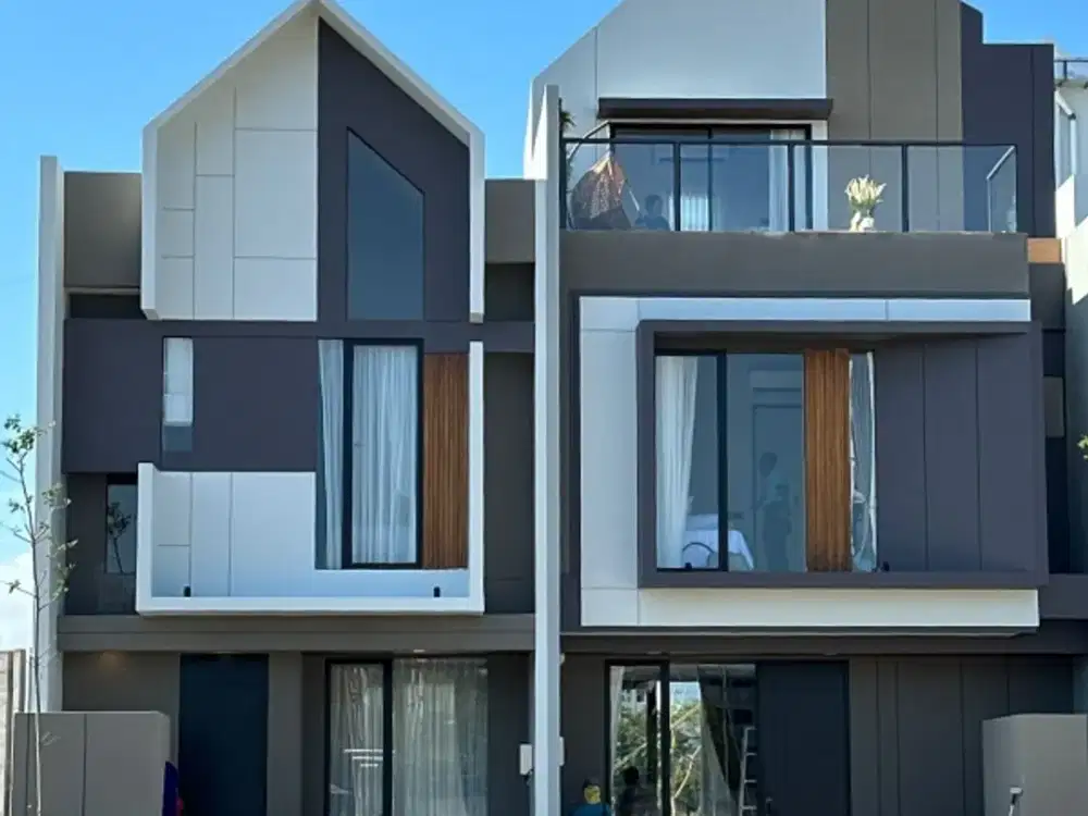 RUMAH MEWAH FREE PPN  100% 2 LANTAI DP 0 START 900JT AN