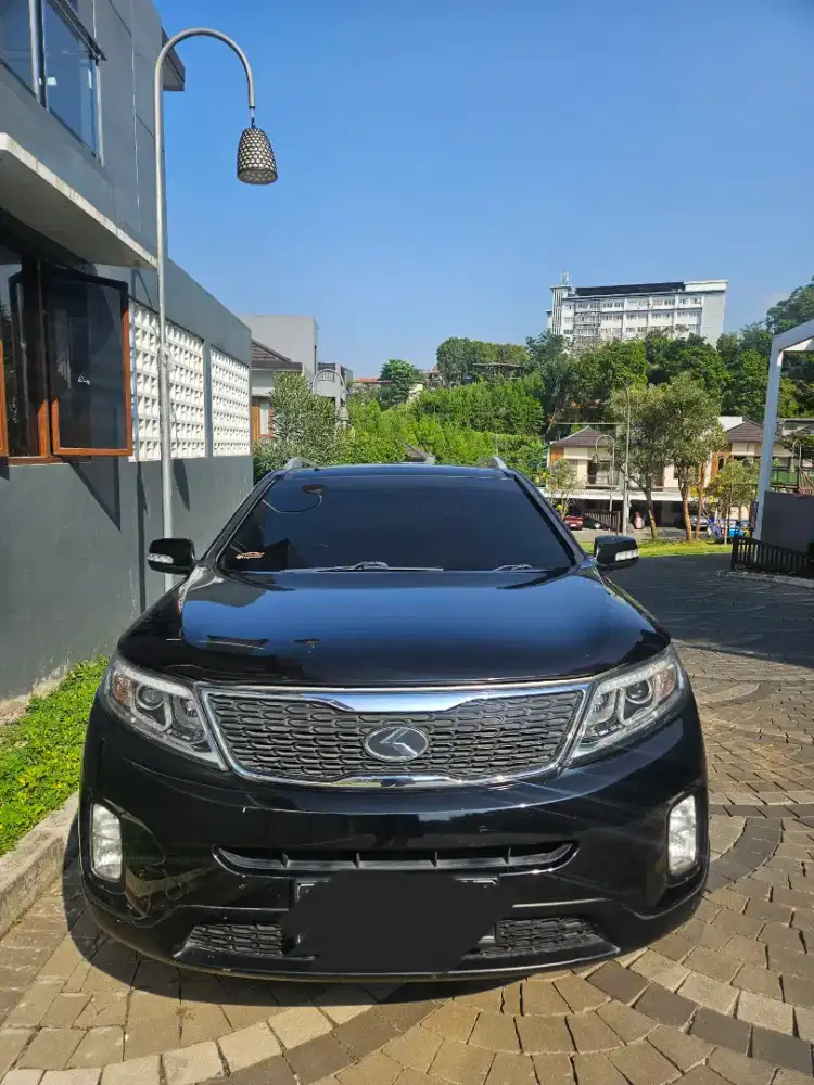 Dijual kia sorento tahun 2013