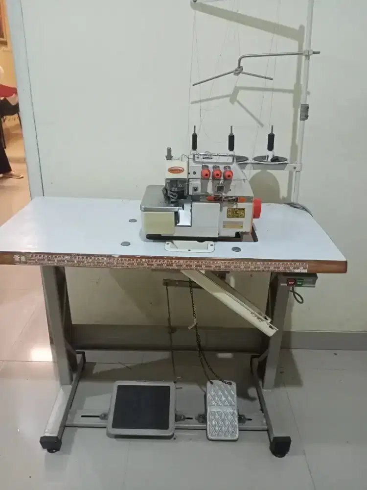 Mesin jahit multi fungsi merk SIMARU spt baru