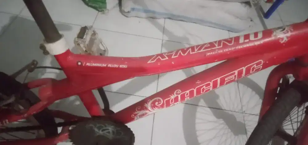 Sepeda BMX merek PASIFIC bekas pribadi