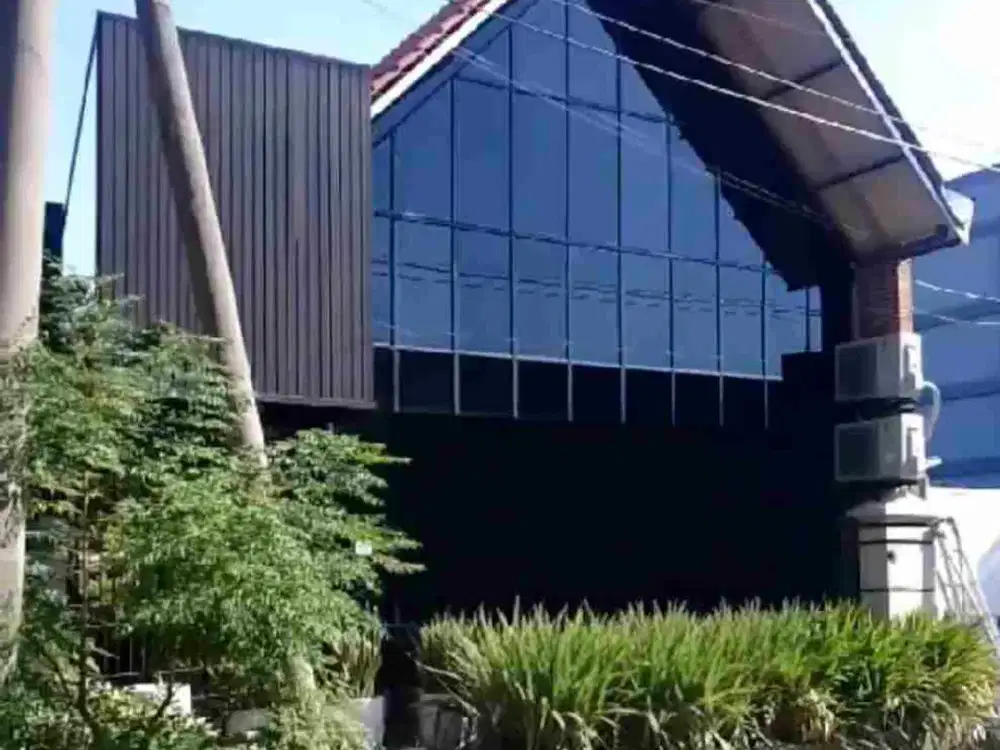 Tanah&Bangunan 1,1 Hektar Cocok unt Usaha Depan Masjid Al Akbar Surabaya