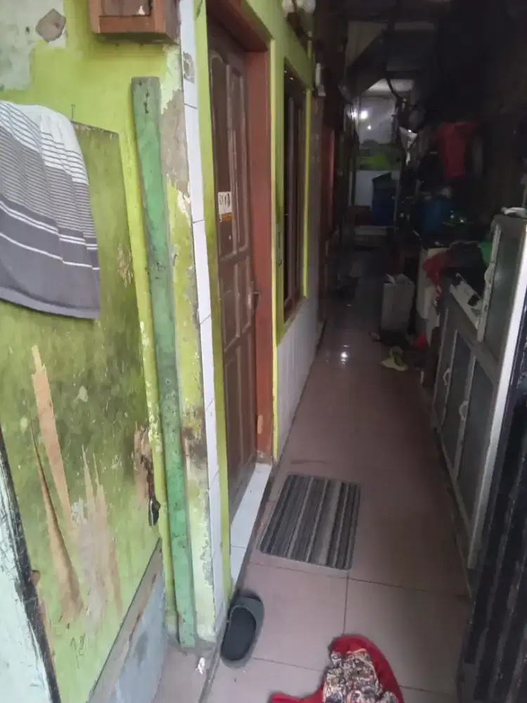 Di Iual Murah Rumah Kontrakan 8 Pintu / 2 Lantai Nego Sampai Habis