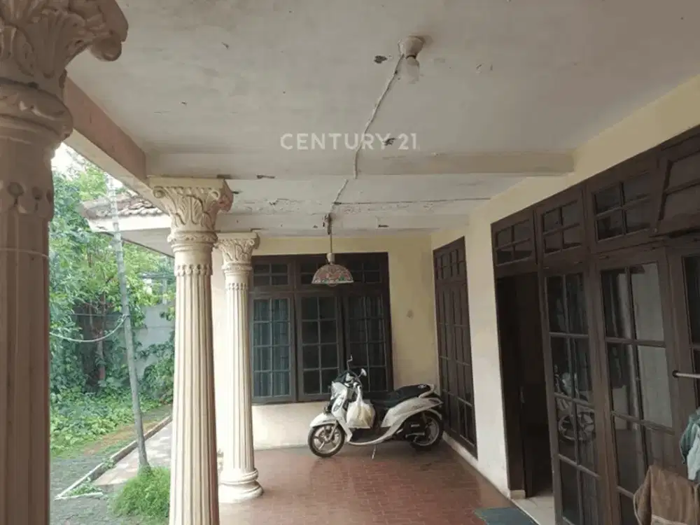 Dijual Rumah Siap Huni Depan SMA Lab School GK 16444