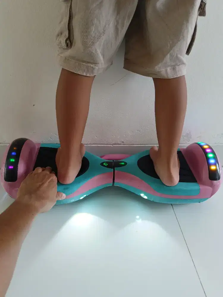 Hoverboard with Smart Balance