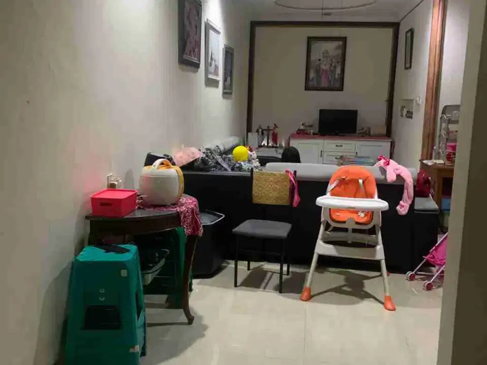 Rumah 2 Lantai di Harapan Indah Bekasi