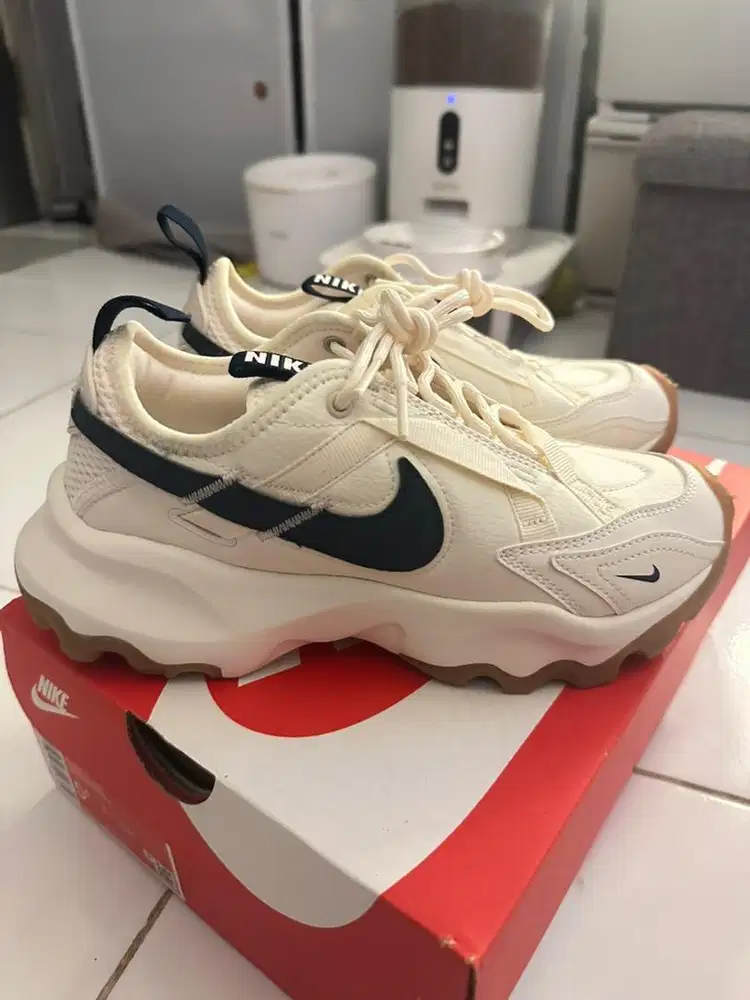Nike TC 7900 (brand new)