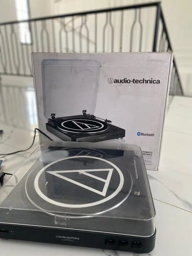 Audio Techinca AT-LP60BK-BT