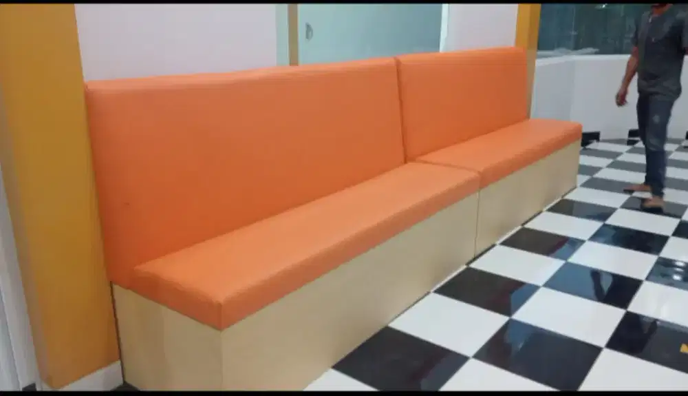 Sofa cafe order murah