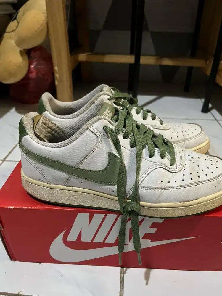 Nike Court Vision Low