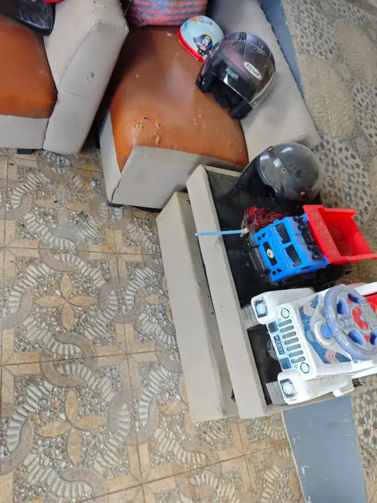 Dijual kursi Sofa dan meja