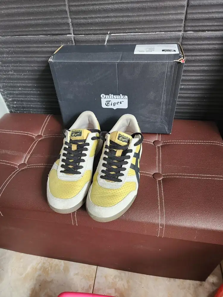 Sepatu Onitsuka Tiger