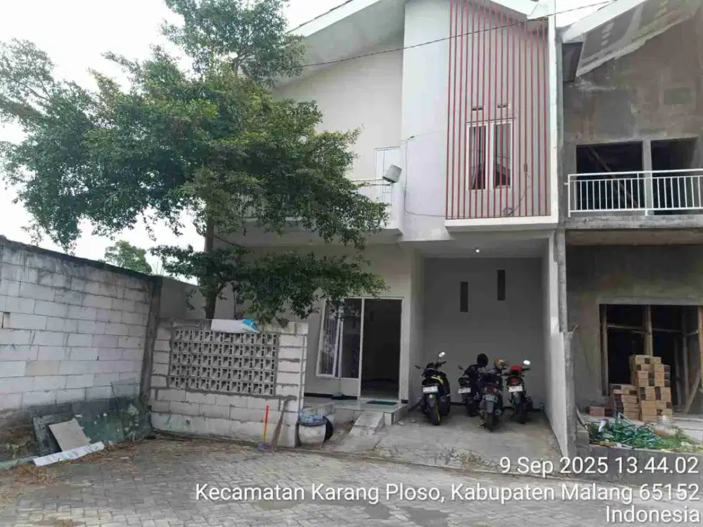 Rumah 2 Lantai Area Belakang Kampus UMM Tegalgondo Malang
