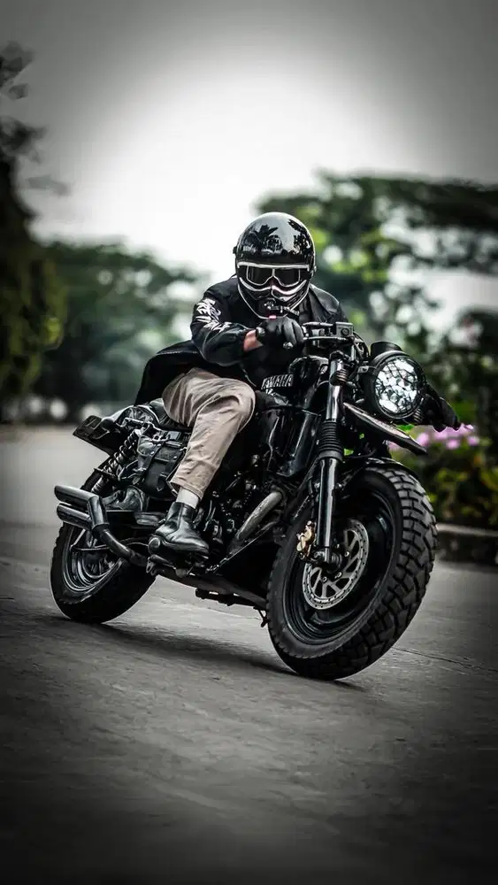 CUSTOM BOOBER YAMAHA BYSON